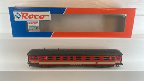 Roco 44573 ÖBB Personenwagen 1./2. Klasse