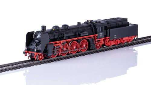 Märklin 38190 Dampflok 19 016 DR/DDR